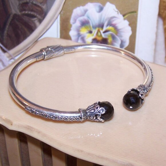 SARDA Sterling Silver Black Onyx Hinged Bangle Bracelet - Picture 3 of 6